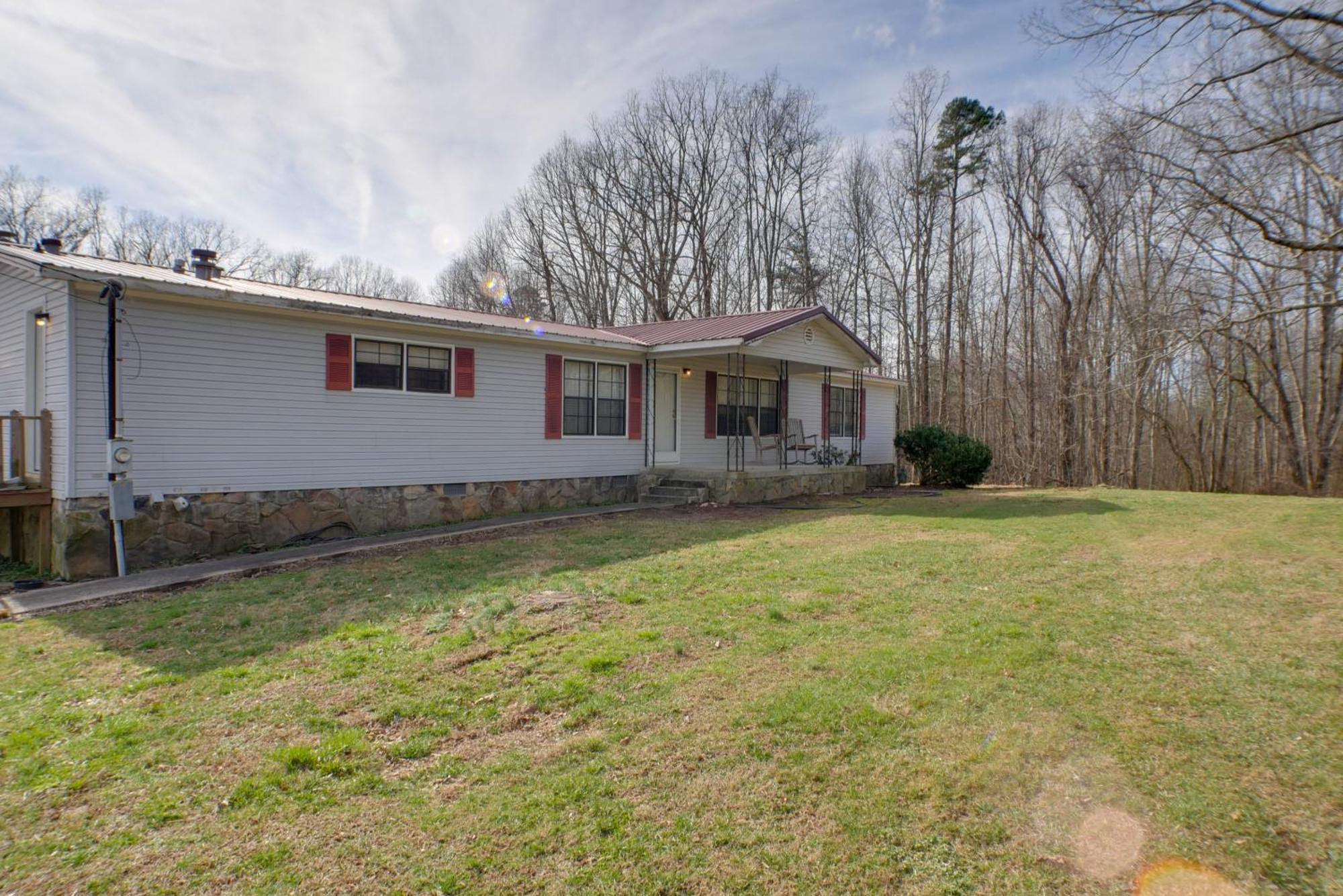 Dog-Friendly Georgia Home With Grill And Fishing Pond! Rising Fawn Exterior photo